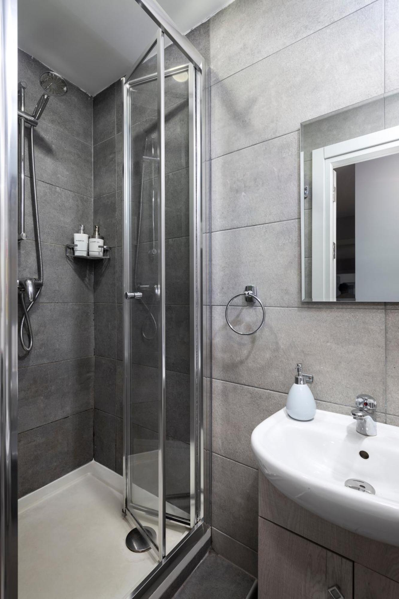 Modern 3 Bedroom & 3 Bathroom Apartment - Near Balluta Bay San Julián Exterior foto